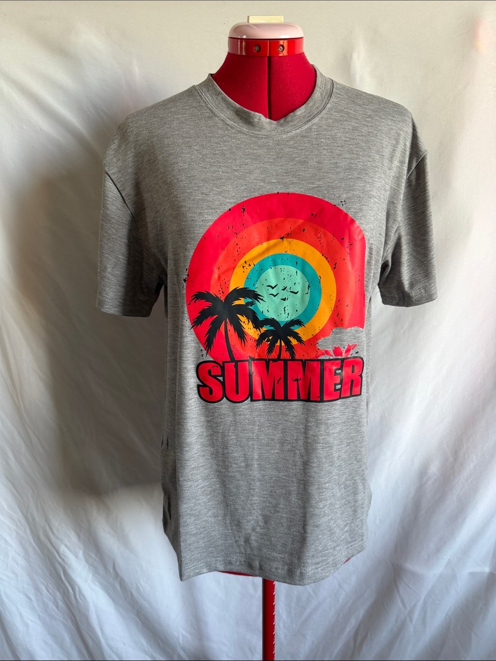 Women’s Gray Summer Graphic Tee with Tropical Print MM181